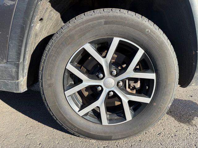 used 2024 Jeep Grand Cherokee L car