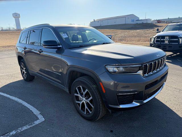 used 2024 Jeep Grand Cherokee L car