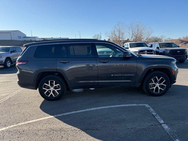 used 2024 Jeep Grand Cherokee L car