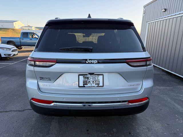 new 2025 Jeep Grand Cherokee car, priced at $43,420