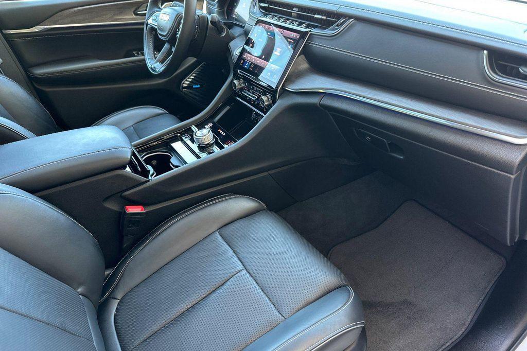 used 2023 Jeep Grand Cherokee 4xe car