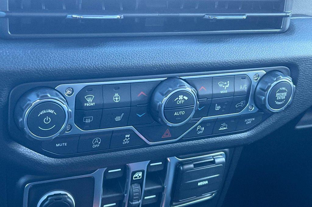 new 2026 Jeep Wrangler car, priced at $55,801