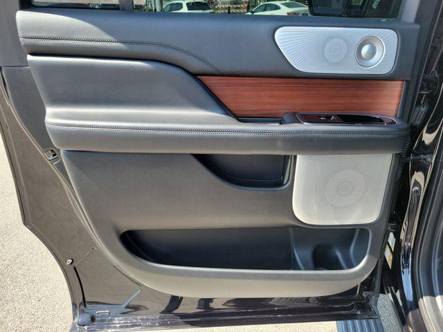 used 2019 Lincoln Navigator L car, priced at $26,558