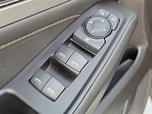 used 2020 Chevrolet Traverse car, priced at $17,988