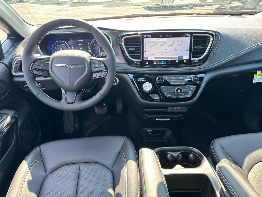 new 2026 Chrysler Pacifica car, priced at $39,988