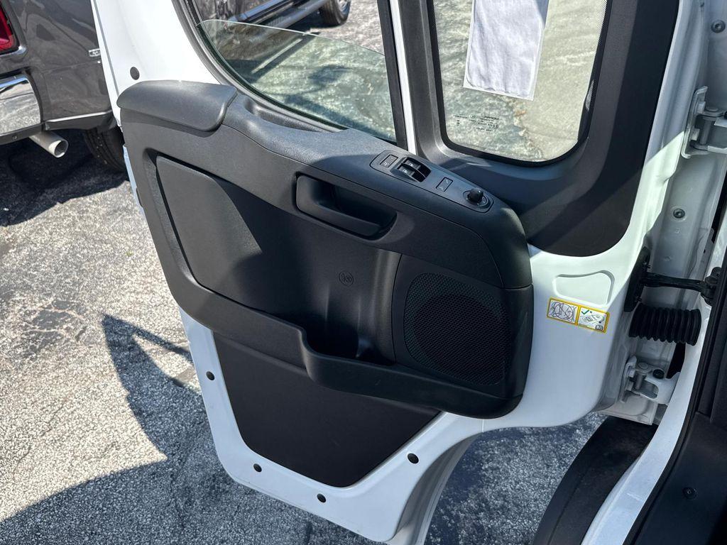new 2025 Ram ProMaster 2500 car, priced at $43,440