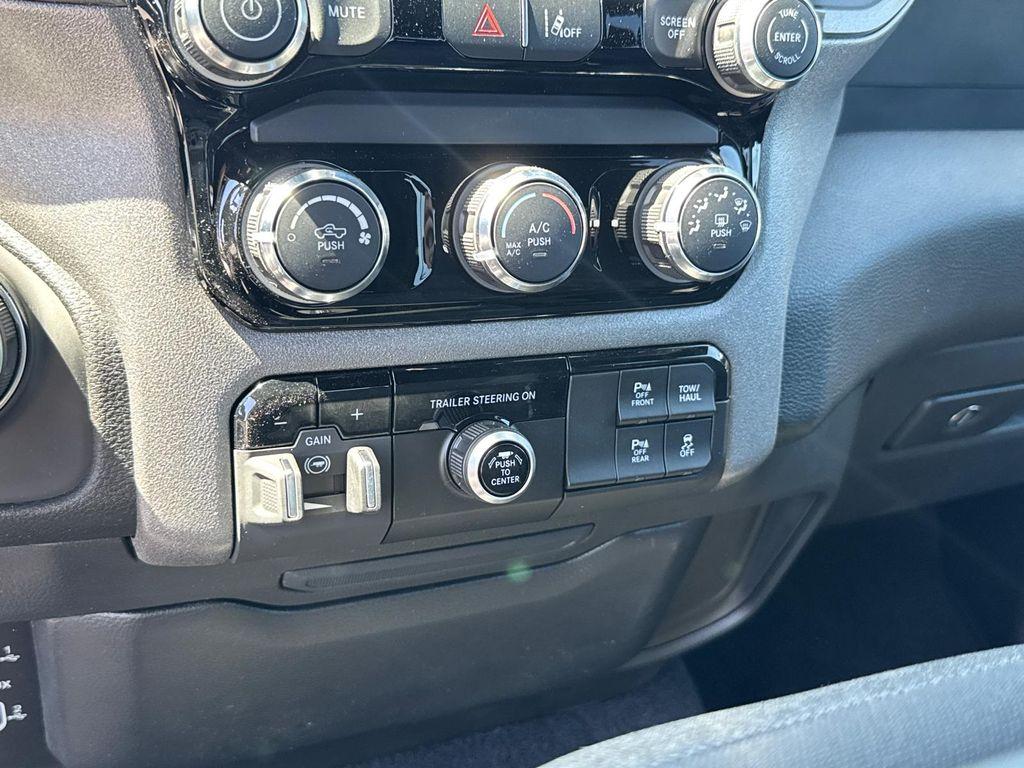 new 2025 Ram 1500 car, priced at $43,245