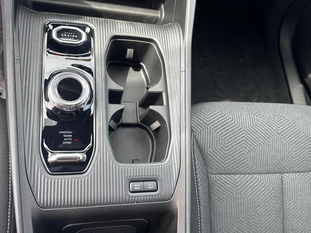 new 2026 Jeep Cherokee car, priced at $32,988