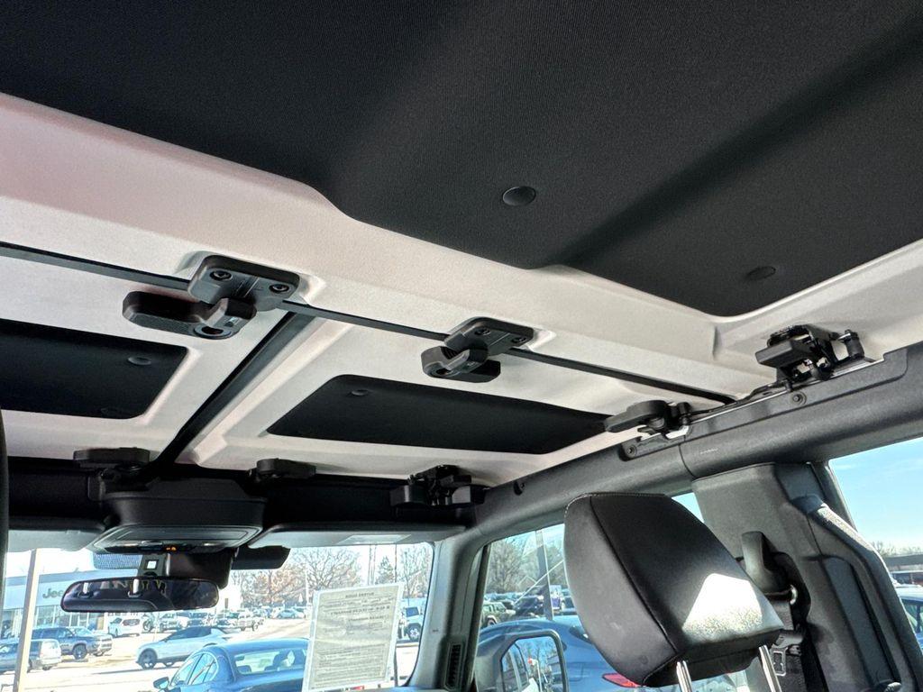 used 2025 Ford Bronco car, priced at $41,988