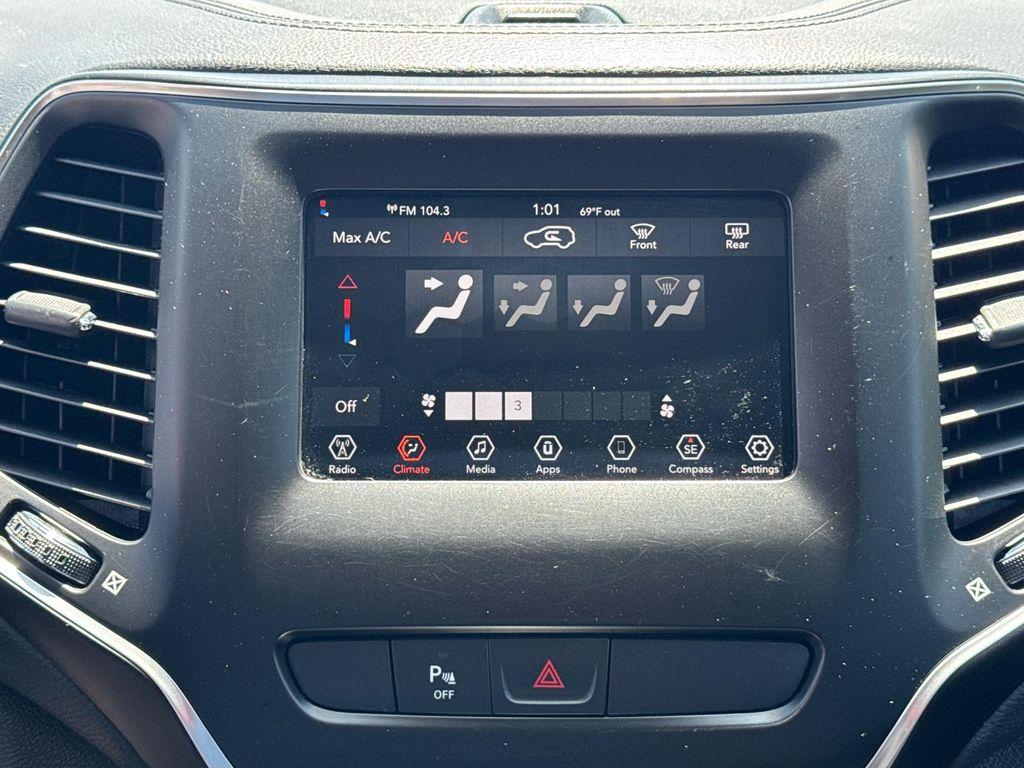 used 2020 Jeep Cherokee car, priced at $15,988