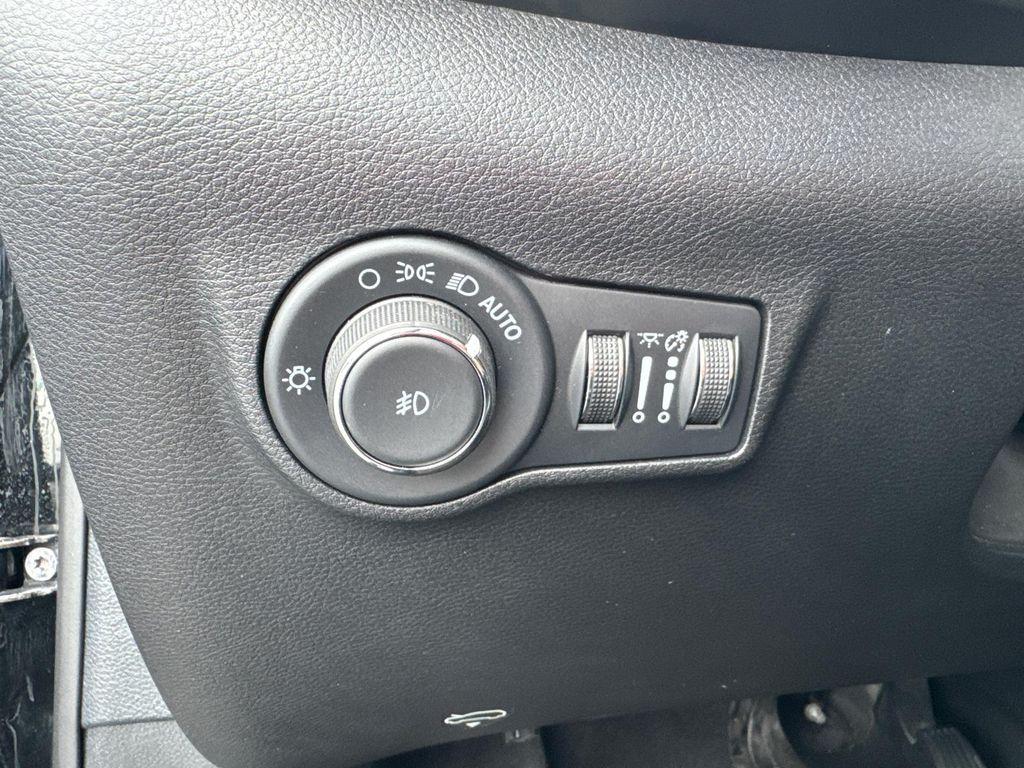 used 2022 Jeep Compass car, priced at $20,788