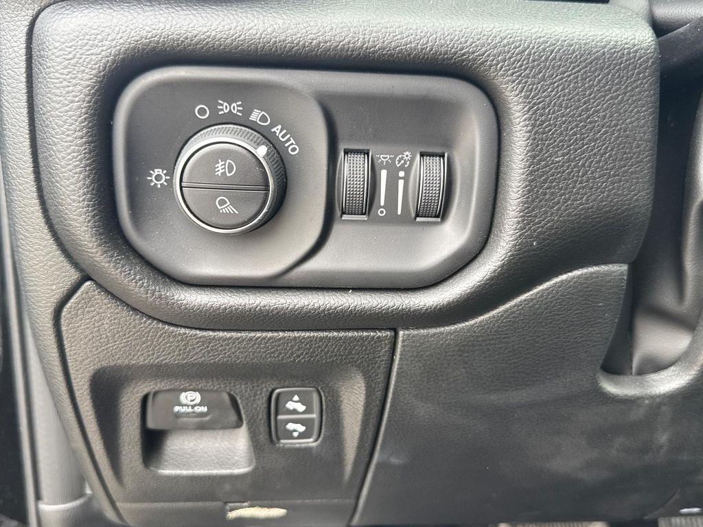 new 2025 Ram 1500 car, priced at $45,380