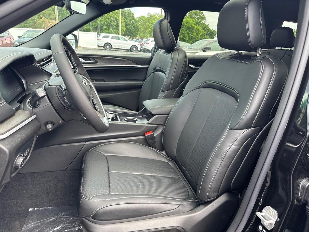 new 2026 Jeep Grand Cherokee L car, priced at $46,988