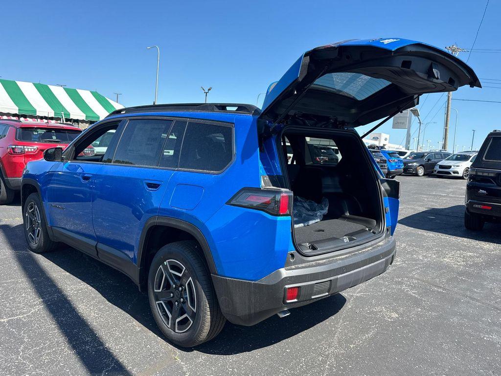 new 2026 Jeep Cherokee car, priced at $31,487