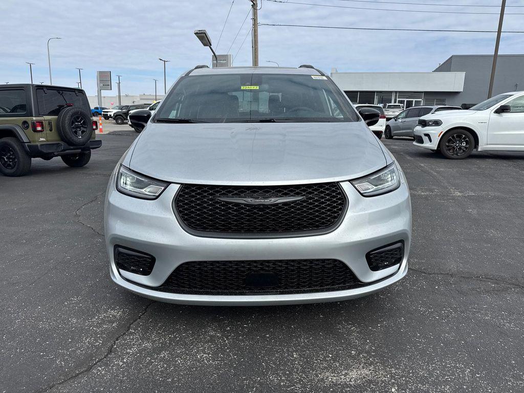 new 2026 Chrysler Pacifica car, priced at $53,890