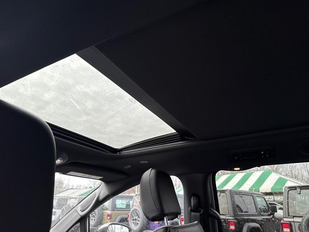 new 2026 Chrysler Pacifica car, priced at $53,890