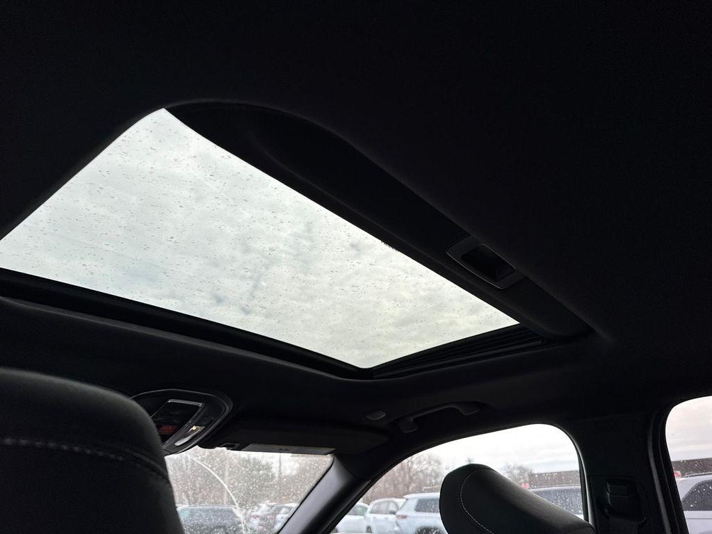 new 2026 Jeep Grand Cherokee car, priced at $37,988