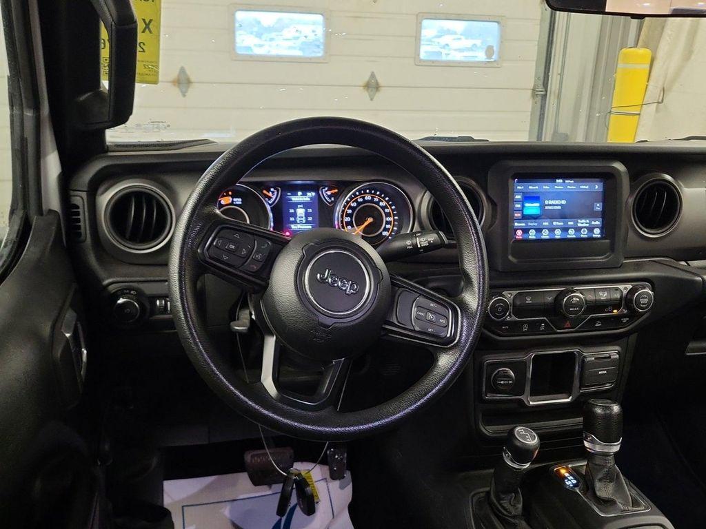 used 2022 Jeep Wrangler Unlimited car, priced at $31,988