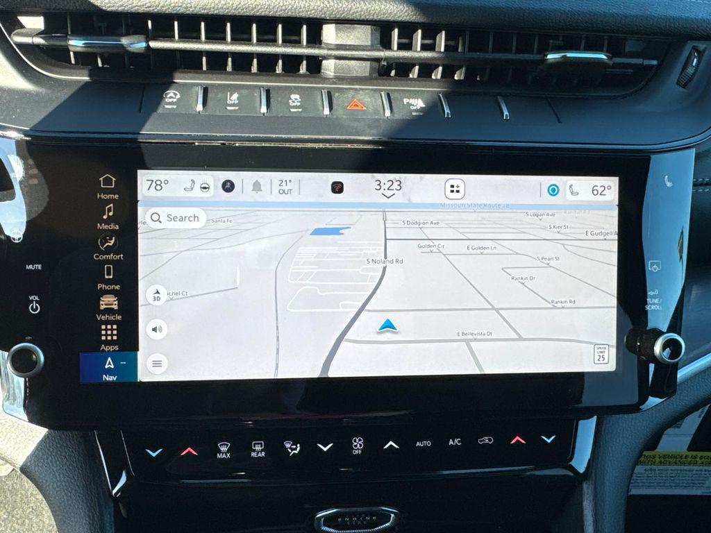 new 2026 Jeep Grand Cherokee car, priced at $39,988