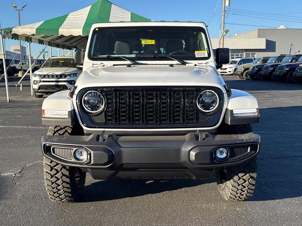 new 2026 Jeep Gladiator car, priced at $39,988