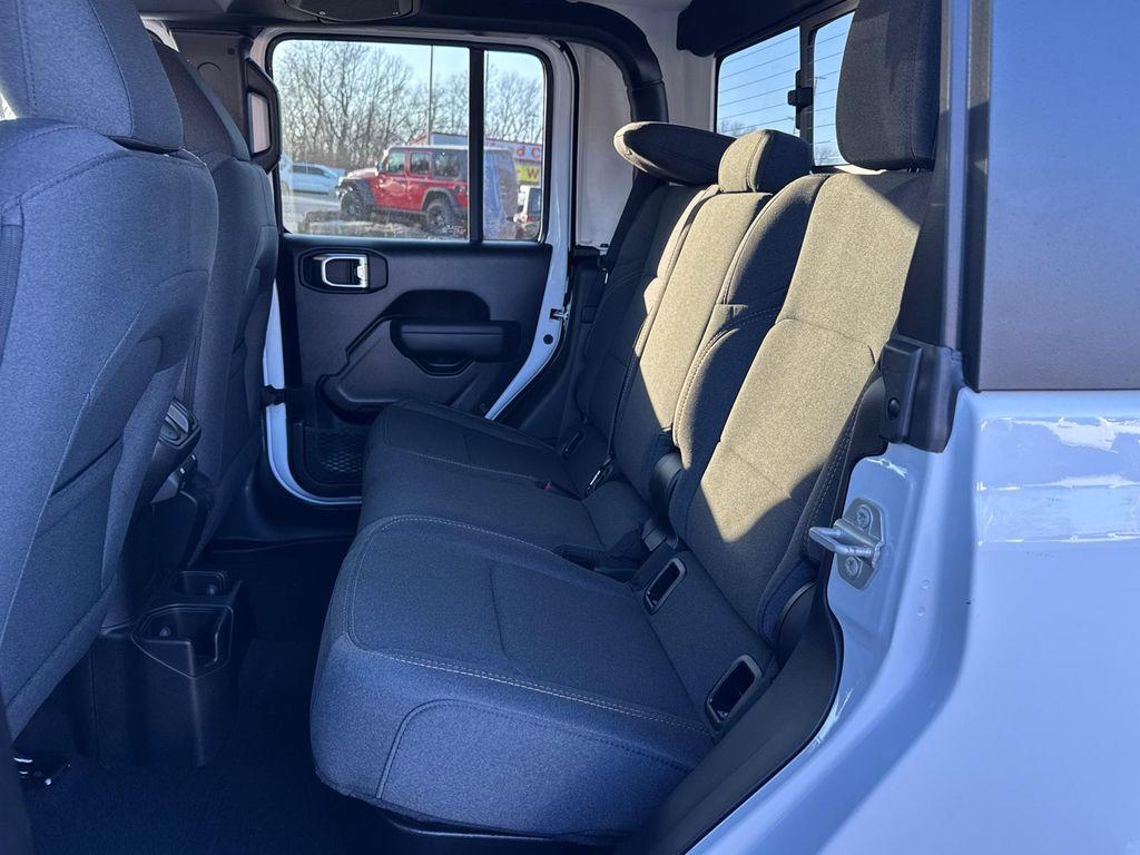 new 2026 Jeep Gladiator car, priced at $39,988