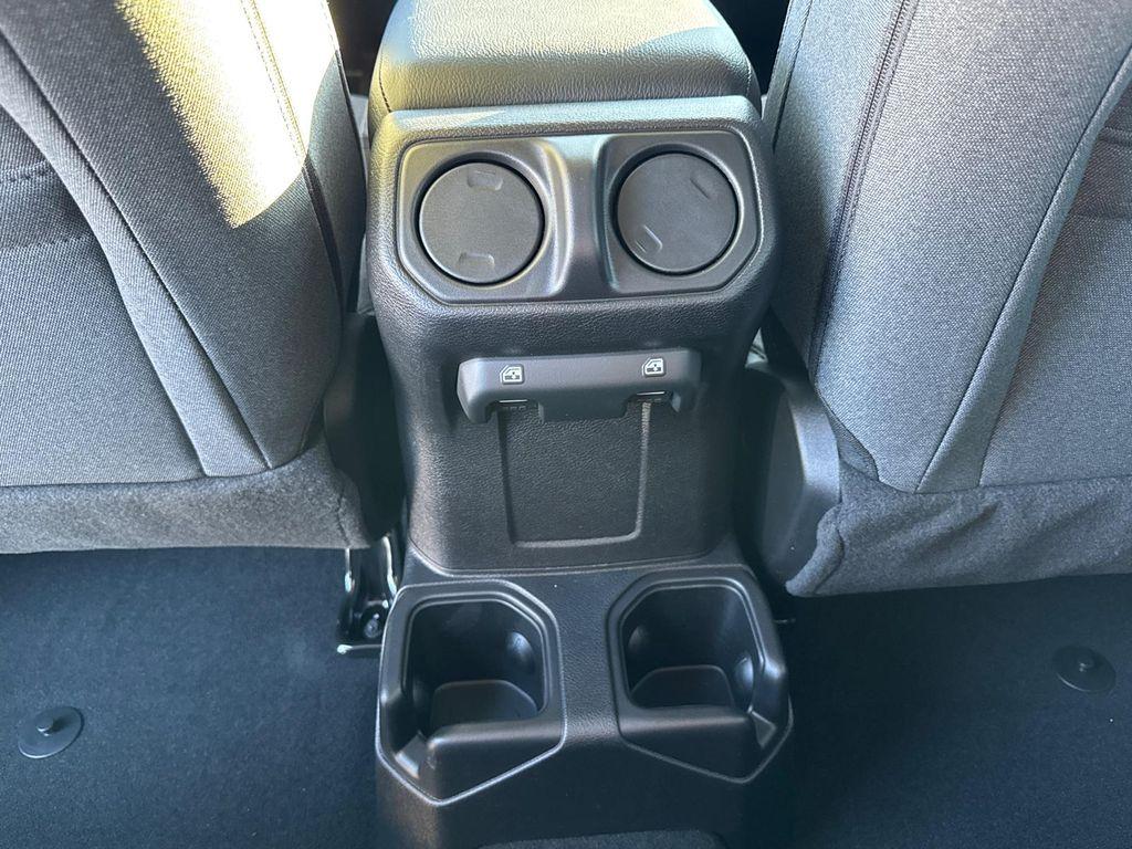 new 2026 Jeep Gladiator car, priced at $39,988