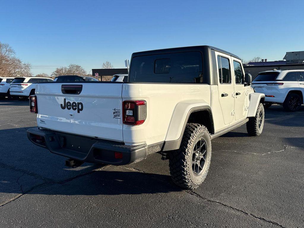 new 2026 Jeep Gladiator car, priced at $39,988