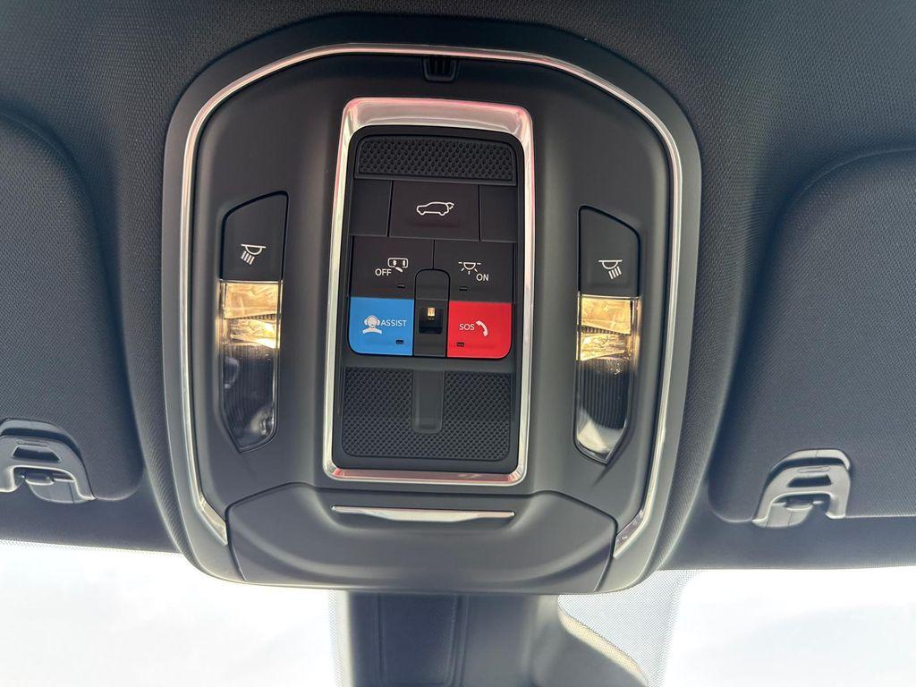 new 2026 Jeep Grand Wagoneer car, priced at $61,988