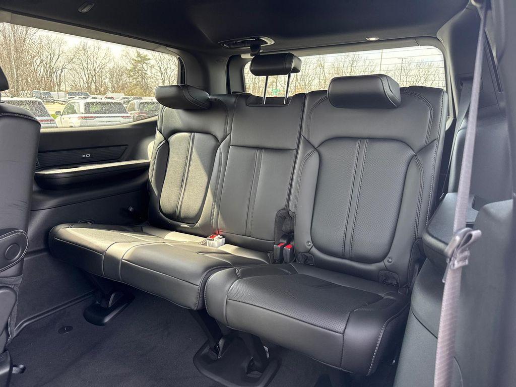 new 2026 Jeep Grand Wagoneer car, priced at $61,988