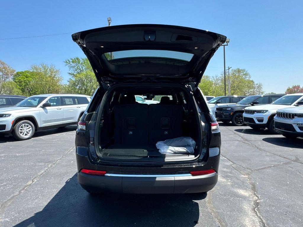 new 2025 Jeep Grand Cherokee L car, priced at $37,988