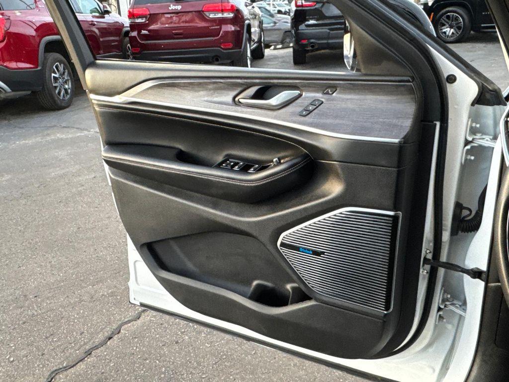 used 2022 Jeep Grand Cherokee 4xe car, priced at $38,988