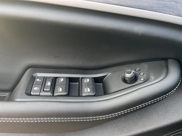 new 2025 Jeep Grand Cherokee car, priced at $51,985