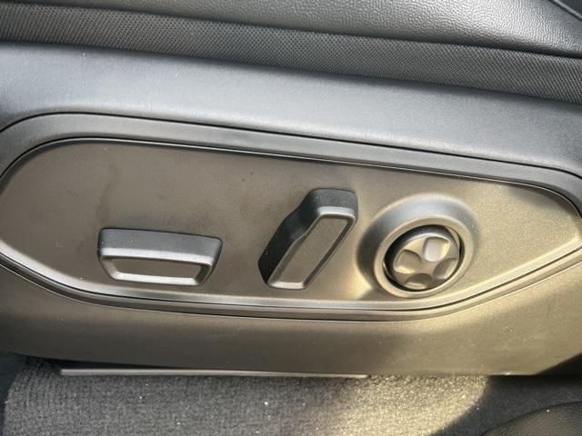 new 2025 Jeep Grand Cherokee car, priced at $51,985