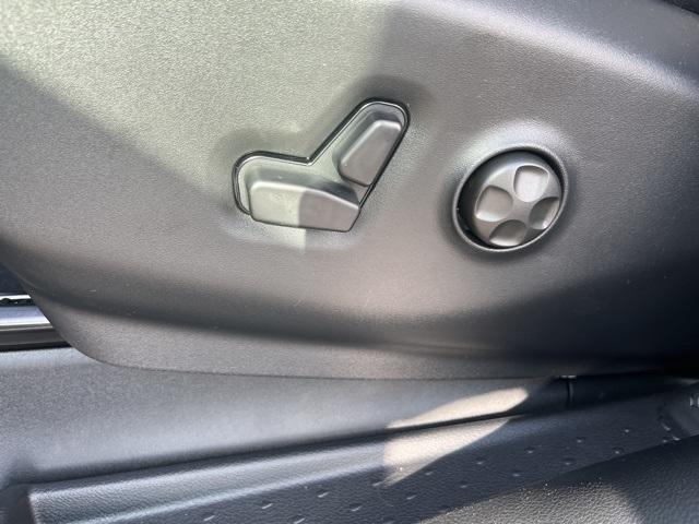 new 2026 Chrysler Pacifica car, priced at $44,495