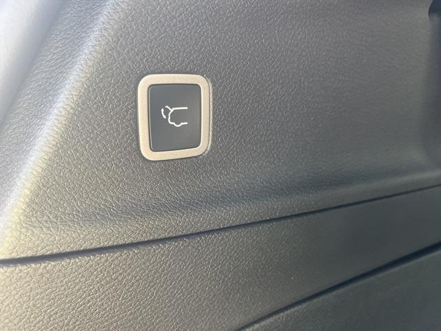 new 2026 Chrysler Pacifica car, priced at $44,495