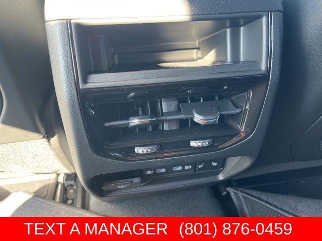 new 2026 Jeep Grand Cherokee car, priced at $50,923