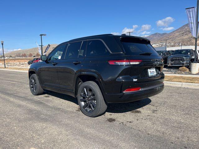 new 2026 Jeep Grand Cherokee car, priced at $52,975