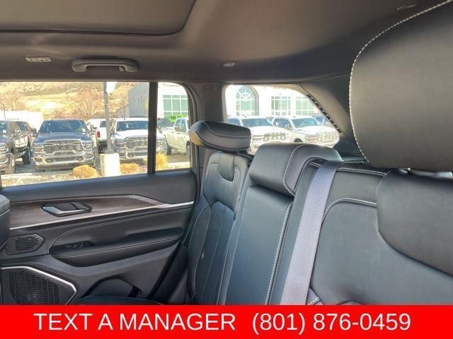 new 2026 Jeep Grand Cherokee car, priced at $50,923