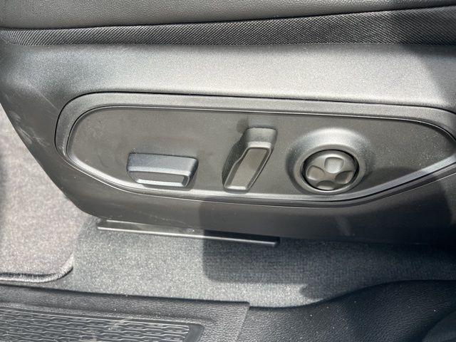 new 2026 Jeep Grand Cherokee L car, priced at $51,427