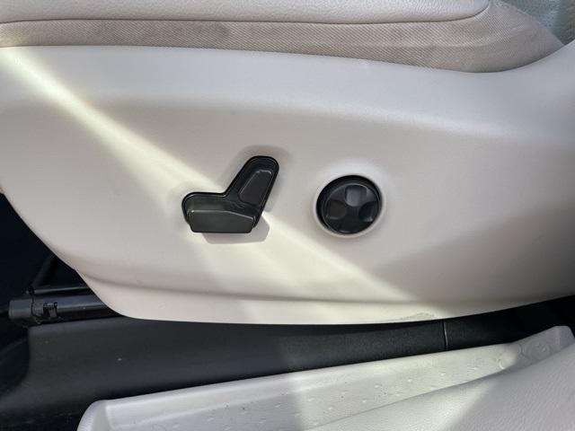 used 2021 Chrysler Pacifica car, priced at $25,578