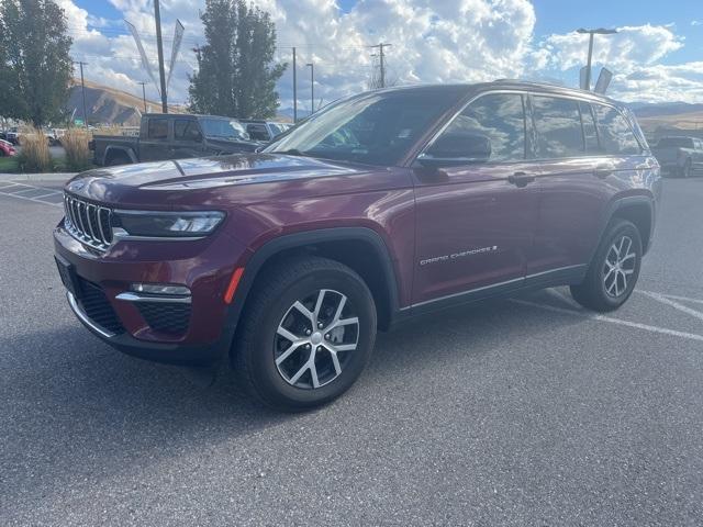 used 2023 Jeep Grand Cherokee car, priced at $28,461