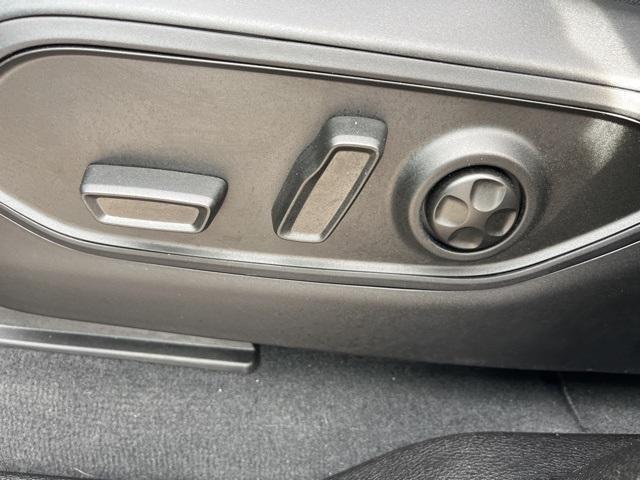 used 2025 Jeep Grand Cherokee L car, priced at $37,000