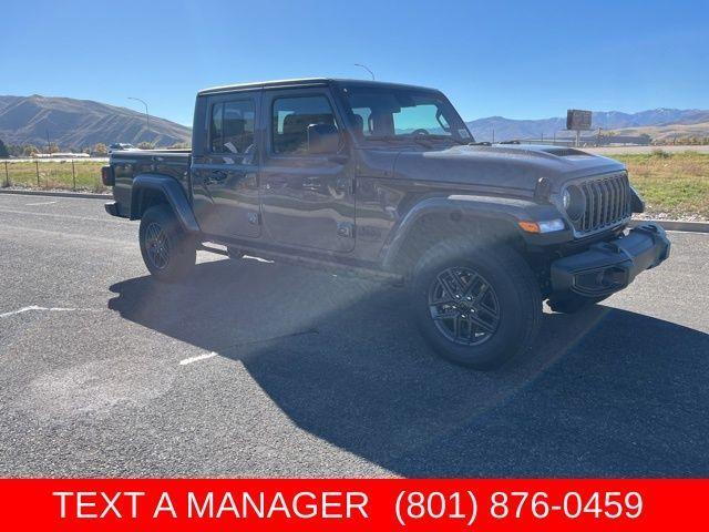 new 2025 Jeep Gladiator car, priced at $42,588