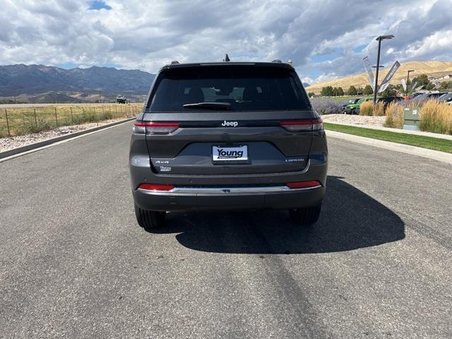 new 2025 Jeep Grand Cherokee car, priced at $35,000