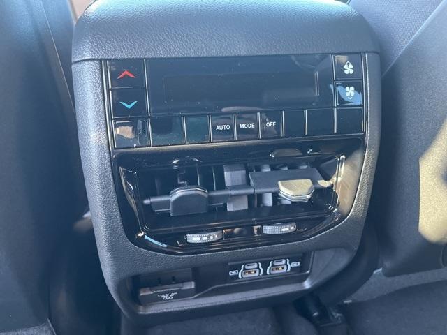 new 2025 Jeep Grand Cherokee L car, priced at $46,500