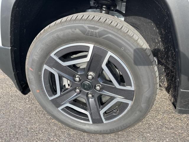 new 2026 Jeep Cherokee car, priced at $41,389