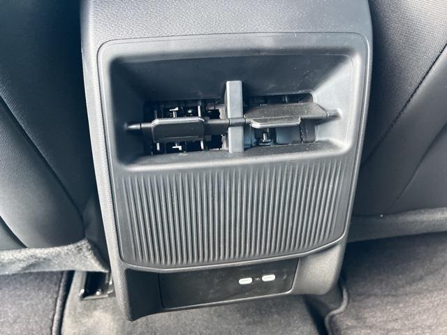 new 2026 Jeep Cherokee car, priced at $41,389