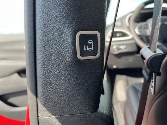 new 2026 Chrysler Pacifica car, priced at $43,750