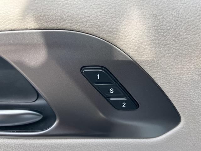 used 2022 Chrysler Pacifica car, priced at $22,641