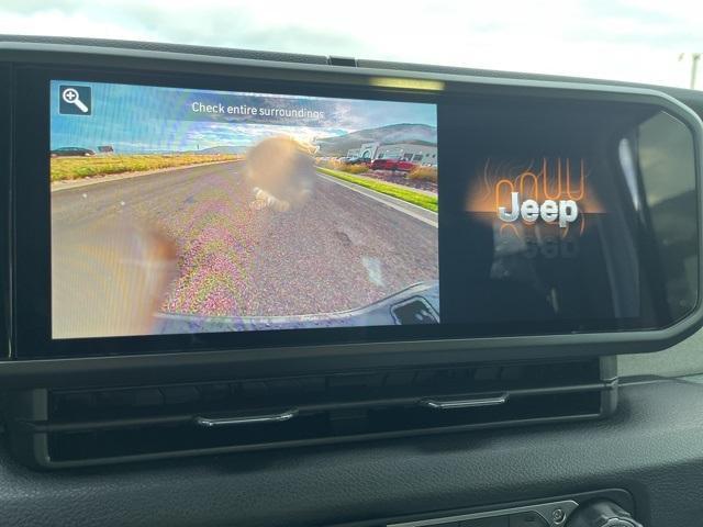 new 2025 Jeep Gladiator car, priced at $43,000